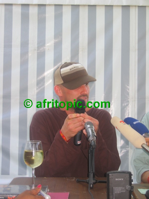 ../Images/AfricaFestival-28-29May05 208.jpg